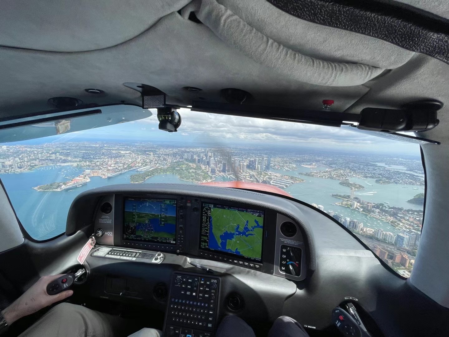 Scenic Flights - HoneyBee Air Bankstown Sydney